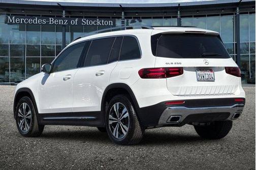 Polar White 2026 Mercedes-Benz GLB 250 Base