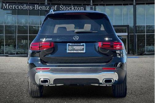 2025 Mercedes-Benz GLB 250 Base 4MATIC