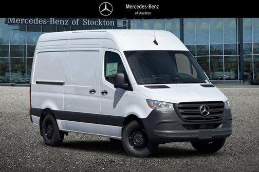 Arctic White 2026 Mercedes-Benz Sprinter 2500