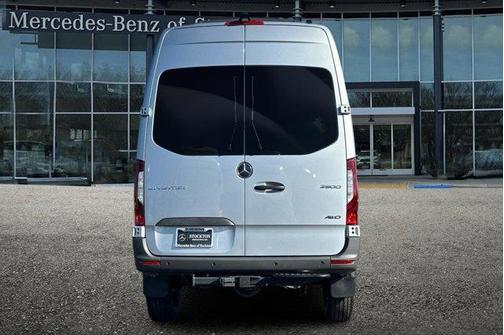 2025 Mercedes-Benz Sprinter 2500 144 WB Standard Roof Passenger