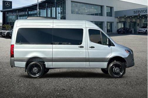 2025 Mercedes-Benz Sprinter 2500 144 WB Standard Roof Passenger