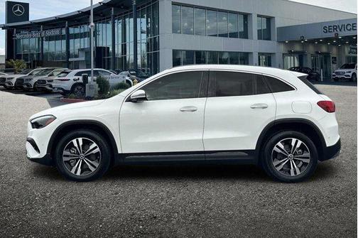 2025 Mercedes-Benz GLA 250 Base 4MATIC