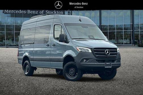 2025 Mercedes-Benz Sprinter 2500 144 WB Standard Roof Passenger