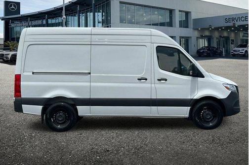 2025 Mercedes-Benz Sprinter 2500 Standard Roof