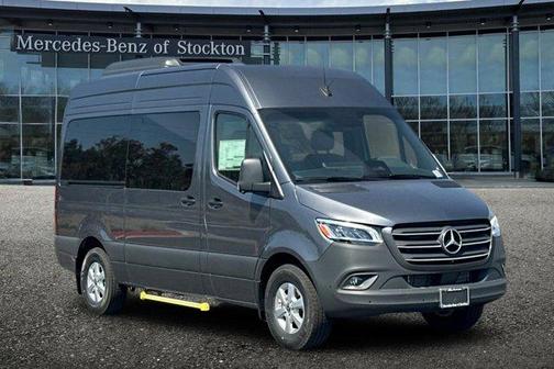 2025 Mercedes-Benz Sprinter 2500 144 WB Standard Roof Passenger
