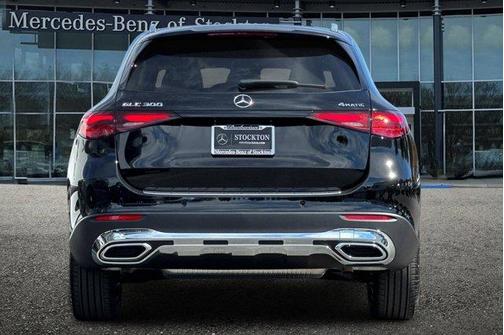 2026 Mercedes-Benz GLC 300 Base 4MATIC