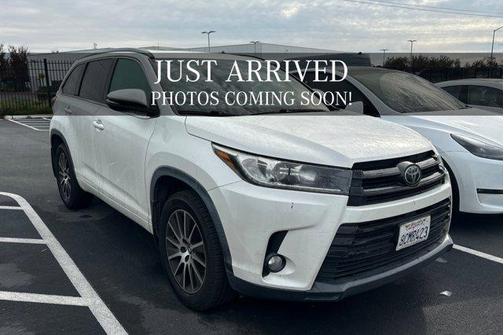 2018 Toyota Highlander 