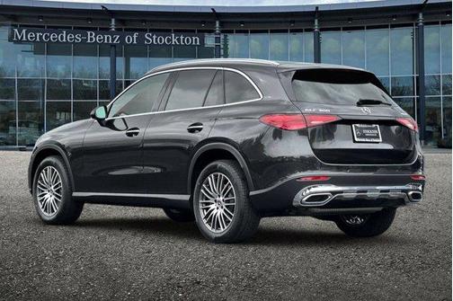 2026 Mercedes-Benz GLC 300 Base 4MATIC