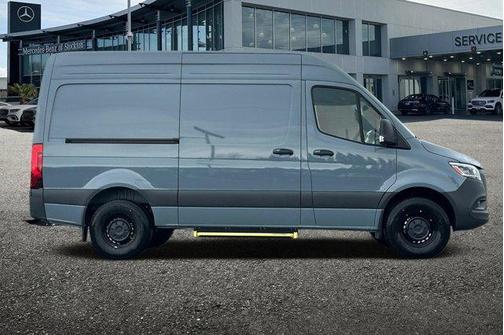 2024 Mercedes-Benz Sprinter 2500 Standard Roof