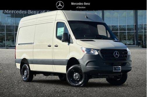 2025 Mercedes-Benz Sprinter 2500 Standard Roof