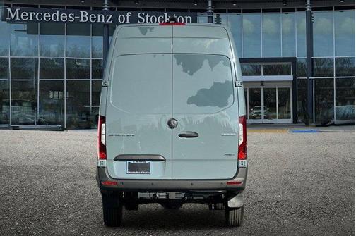 2026 Mercedes-Benz Sprinter 2500 High Roof