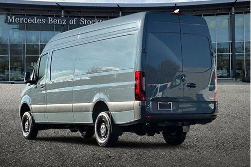 2026 Mercedes-Benz Sprinter 2500 High Roof