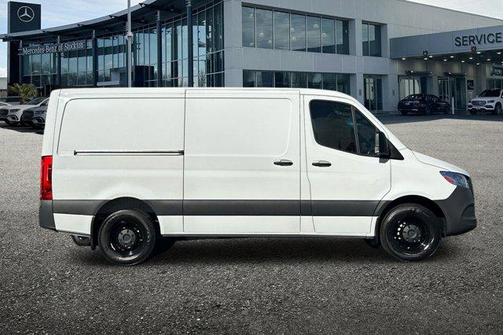 2025 Mercedes-Benz Sprinter 2500 Standard Roof