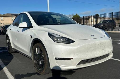 2022 Tesla Model Y Long Range