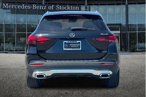 2025 Mercedes-Benz GLA 250 Base 4MATIC