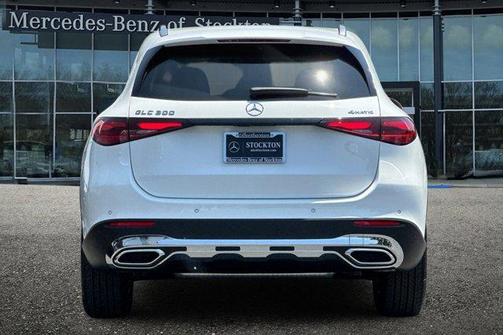 2025 Mercedes-Benz GLC 300 Base 4MATIC