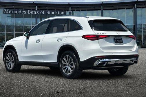 2025 Mercedes-Benz GLC 300 Base 4MATIC