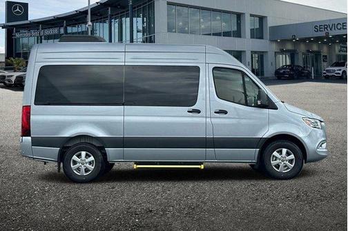 2025 Mercedes-Benz Sprinter 2500 144 WB Standard Roof Passenger