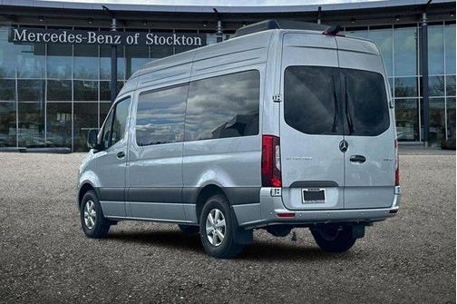 2025 Mercedes-Benz Sprinter 2500 144 WB Standard Roof Passenger
