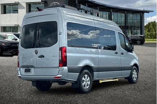 2025 Mercedes-Benz Sprinter 2500 144 WB Standard Roof Passenger