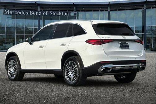 2026 Mercedes-Benz GLC 300 Base 4MATIC