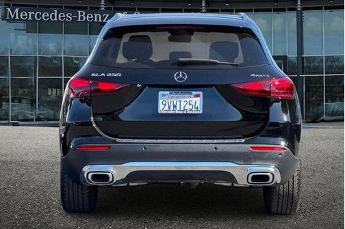 Midnight Black 2026 Mercedes-Benz GLA 250 Base 4MATIC