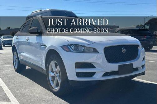 Fuji White 2018 Jaguar F-PACE 25t Premium
