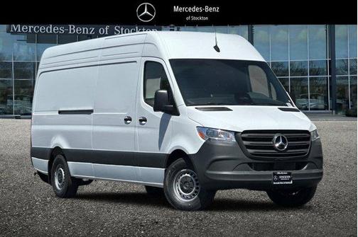 2025 Mercedes-Benz Sprinter 2500 High Roof
