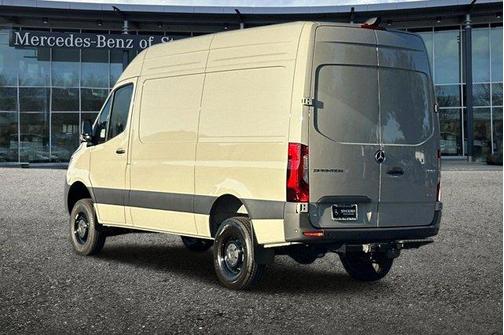 2025 Mercedes-Benz Sprinter 2500 Standard Roof