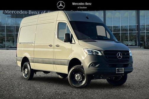 2025 Mercedes-Benz Sprinter 2500 Standard Roof