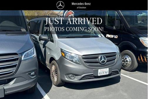 2023 Mercedes-Benz Metris Base