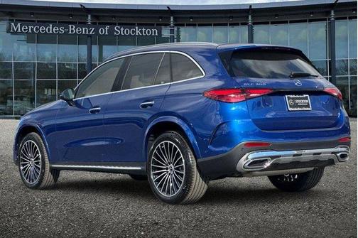 2025 Mercedes-Benz GLC 300 Base 4MATIC