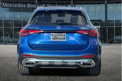 2025 Mercedes-Benz GLC 300 Base 4MATIC