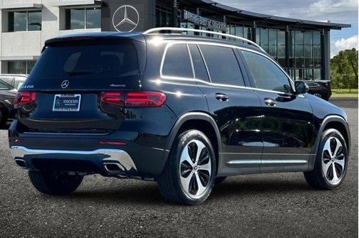2025 Mercedes-Benz GLB 250 Base 4MATIC