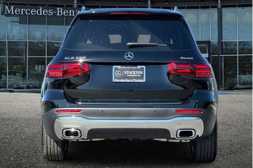 2025 Mercedes-Benz GLB 250 Base 4MATIC
