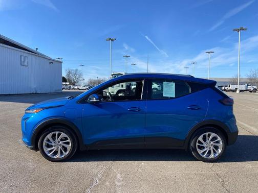 2023 Chevrolet Bolt EUV FWD LT