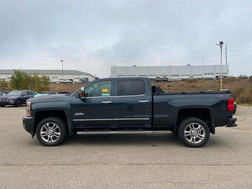 2019 Chevrolet Silverado 2500 High Country