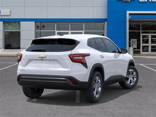 2025 Chevrolet Trax LS