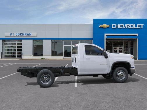 2025 Chevrolet Silverado 3500 WT