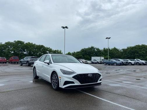 2022 Hyundai SONATA Limited