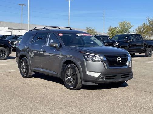 2022 Nissan Pathfinder SV 2WD