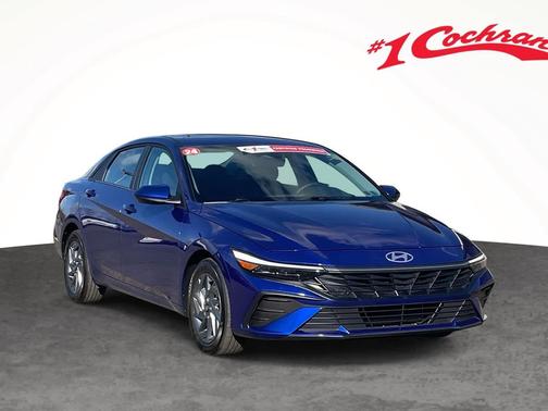 2024 Hyundai ELANTRA SEL