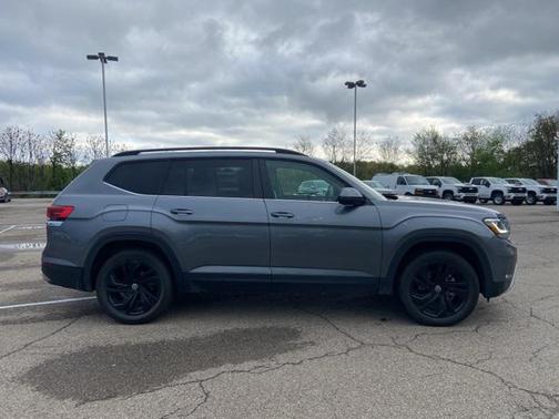 2022 Volkswagen Atlas 3.6L SE w/Technology