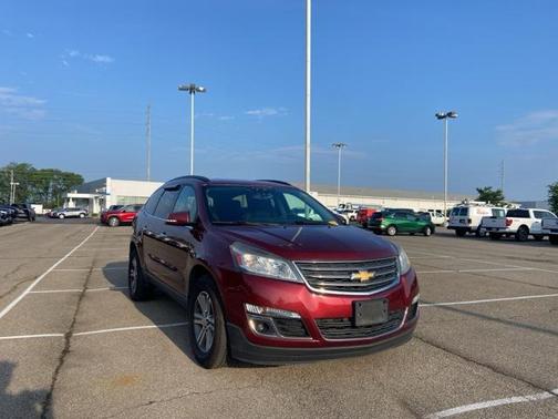 2017 Chevrolet Traverse 2LT