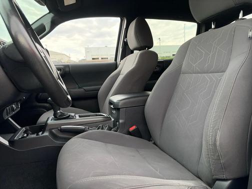 Magnetic Gray Metallic 2019 Toyota Tacoma TRD Sport