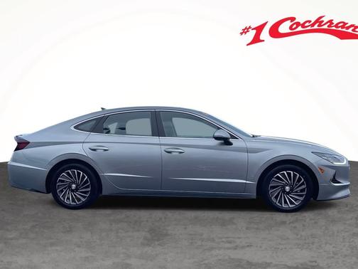 2023 Hyundai SONATA Hybrid SE