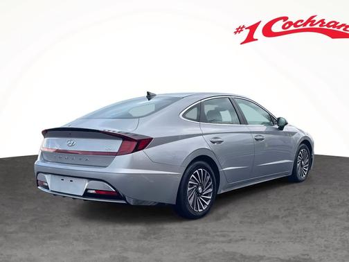 2023 Hyundai SONATA Hybrid SE