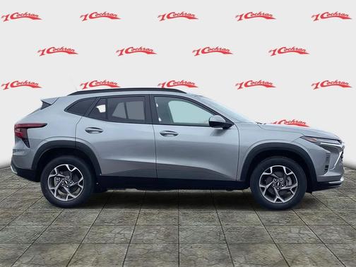 Sterling Gray Metallic 2026 Chevrolet Trax LT