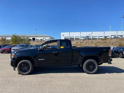 2022 GMC Canyon Elevation Standard