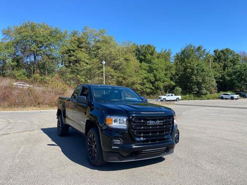 2022 GMC Canyon Elevation Standard